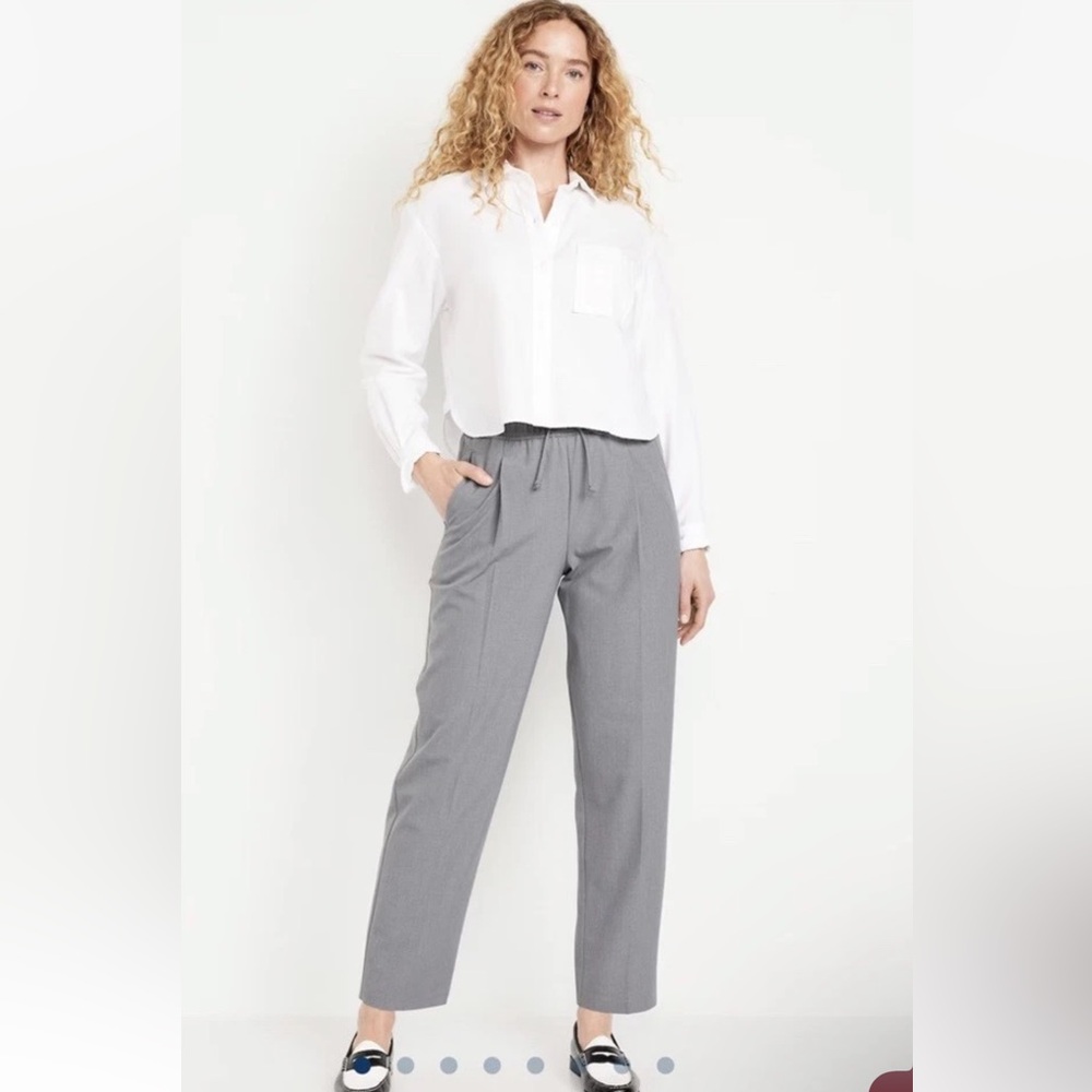 Old Navy High-Waisted Bille Straight Ankle Pants Size M (8/10)
